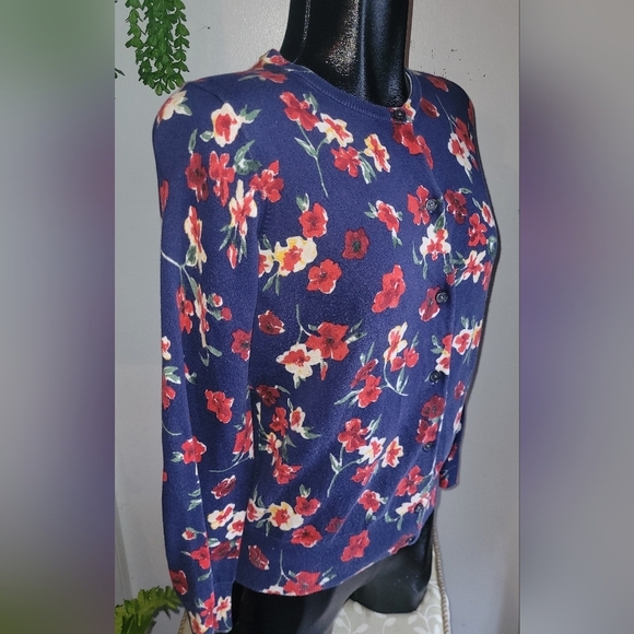 Land's End Blue and Red Floral Cardigan Sz.PM - Picture 3 of 7